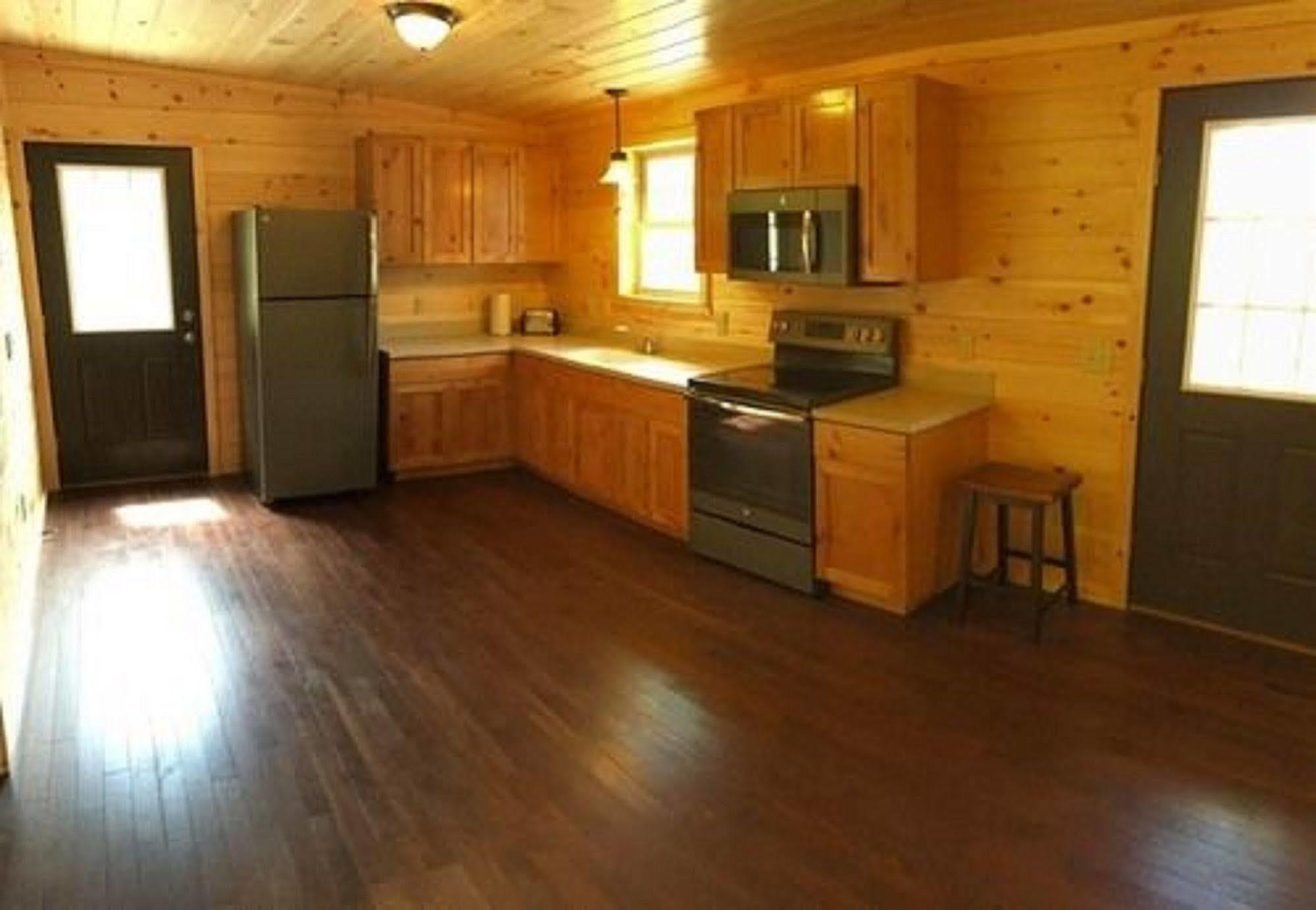 Single Island Shores Hector Exterior photo